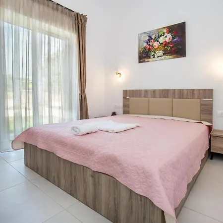 Apartmán Avgoustidis *