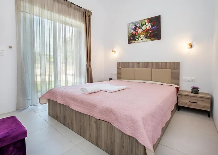 Apartman Avgoustidis *